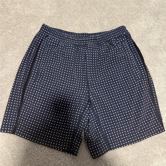 lululemon athletica Other - Lululemon Pace Breaker Short Mens Large Blue Geometric print Lined.